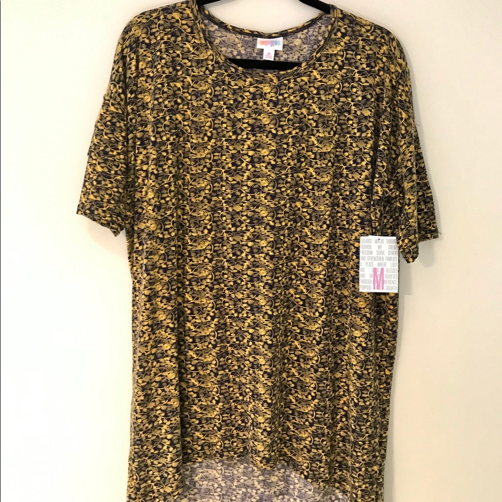 LuLaRoe Irma / Beautiful Sunflower And Black Tunic